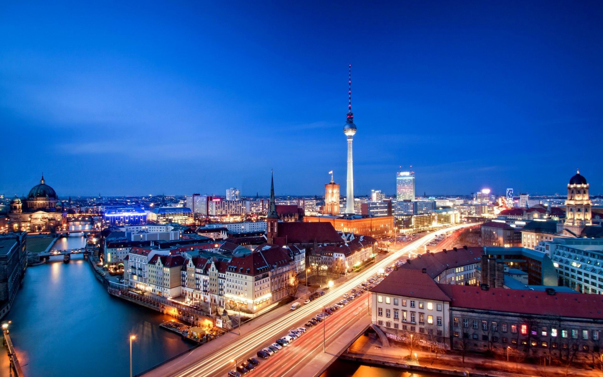 Berlin Skyline Picture Sandwichbikes